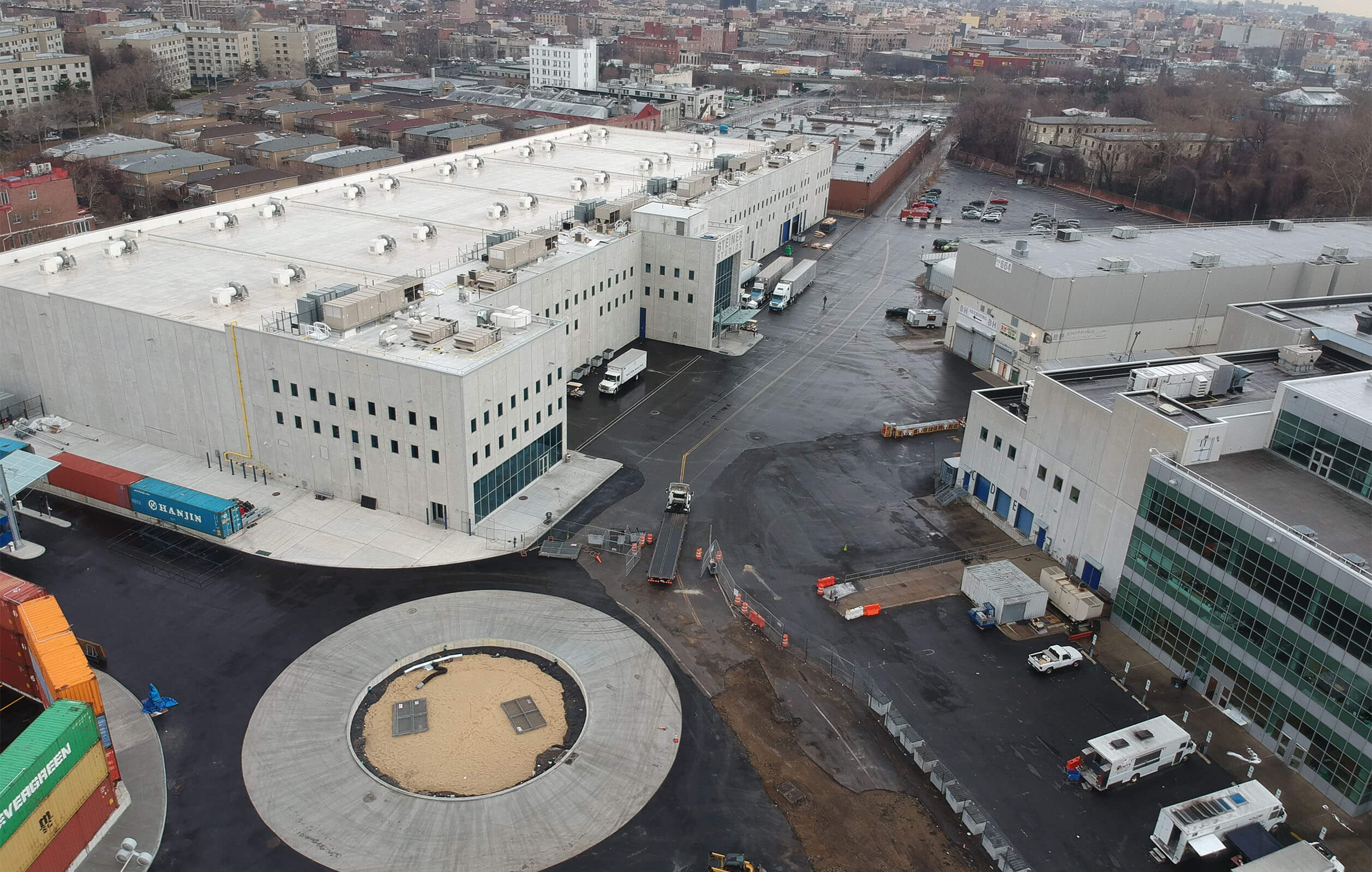 Overhead veiw of six soundstages and production support space along Kent Ave in the Brooklyn Navy Yard
