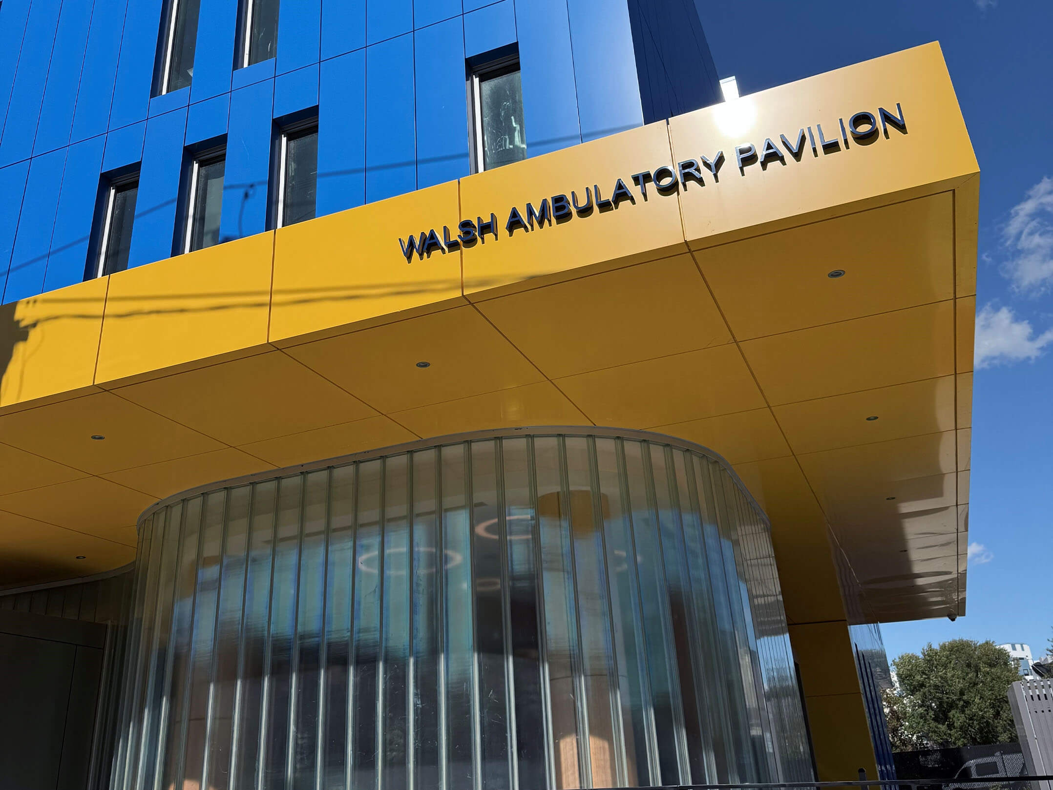 Entrance of St. John's Episcopal Hospital's new Walsh Ambulatory Pavilion