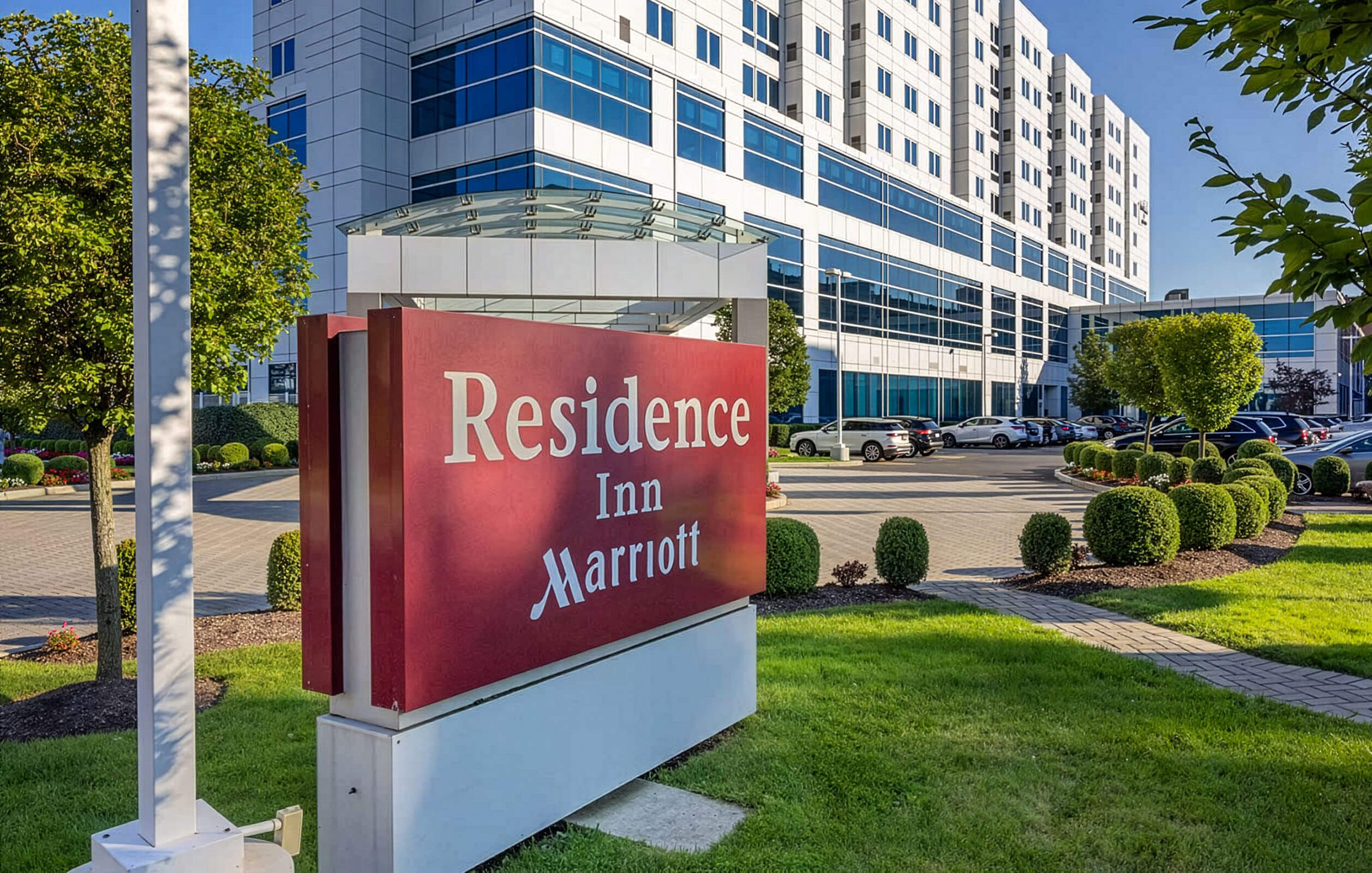 Sign saying Residence Inn Marriott in front of the hotel at the Metro Center Atrium