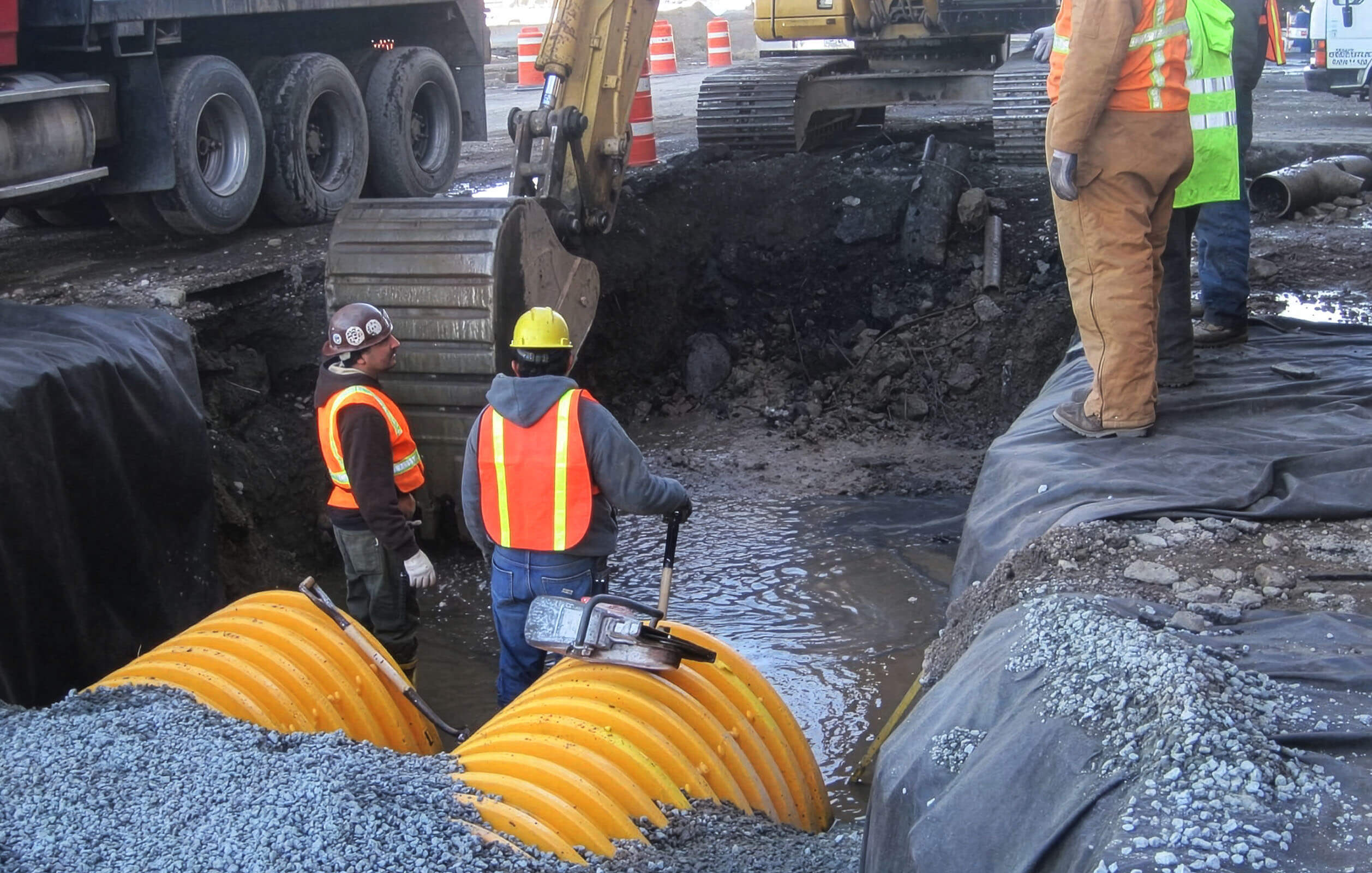 New water and sewer lines being installed at the Brooklyn Navy Yard